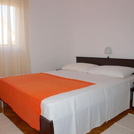 Apartments Mirja - 100M From The Beach & Parking Τρογκίρ Εξωτερικό φωτογραφία