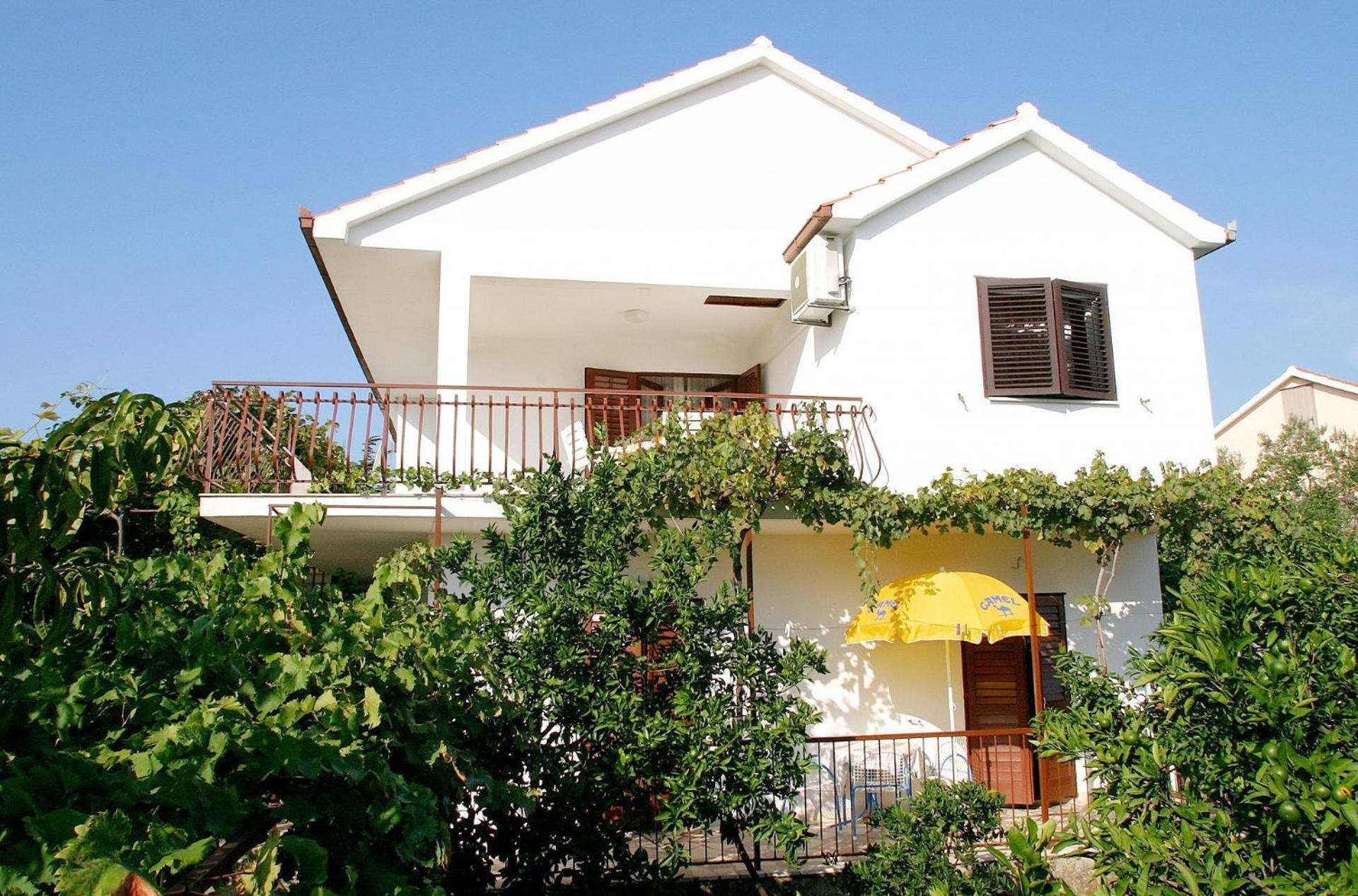 Apartments Mirja - 100M From The Beach & Parking Τρογκίρ Εξωτερικό φωτογραφία